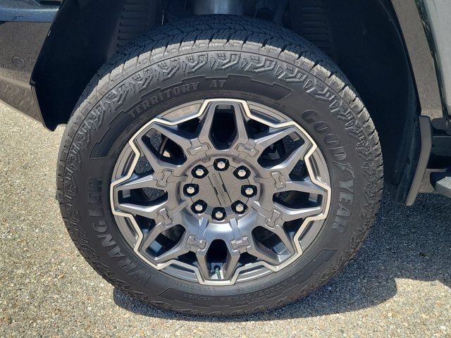 Used 2025 GMC Hummer EV 3X AWD/4WD image 9