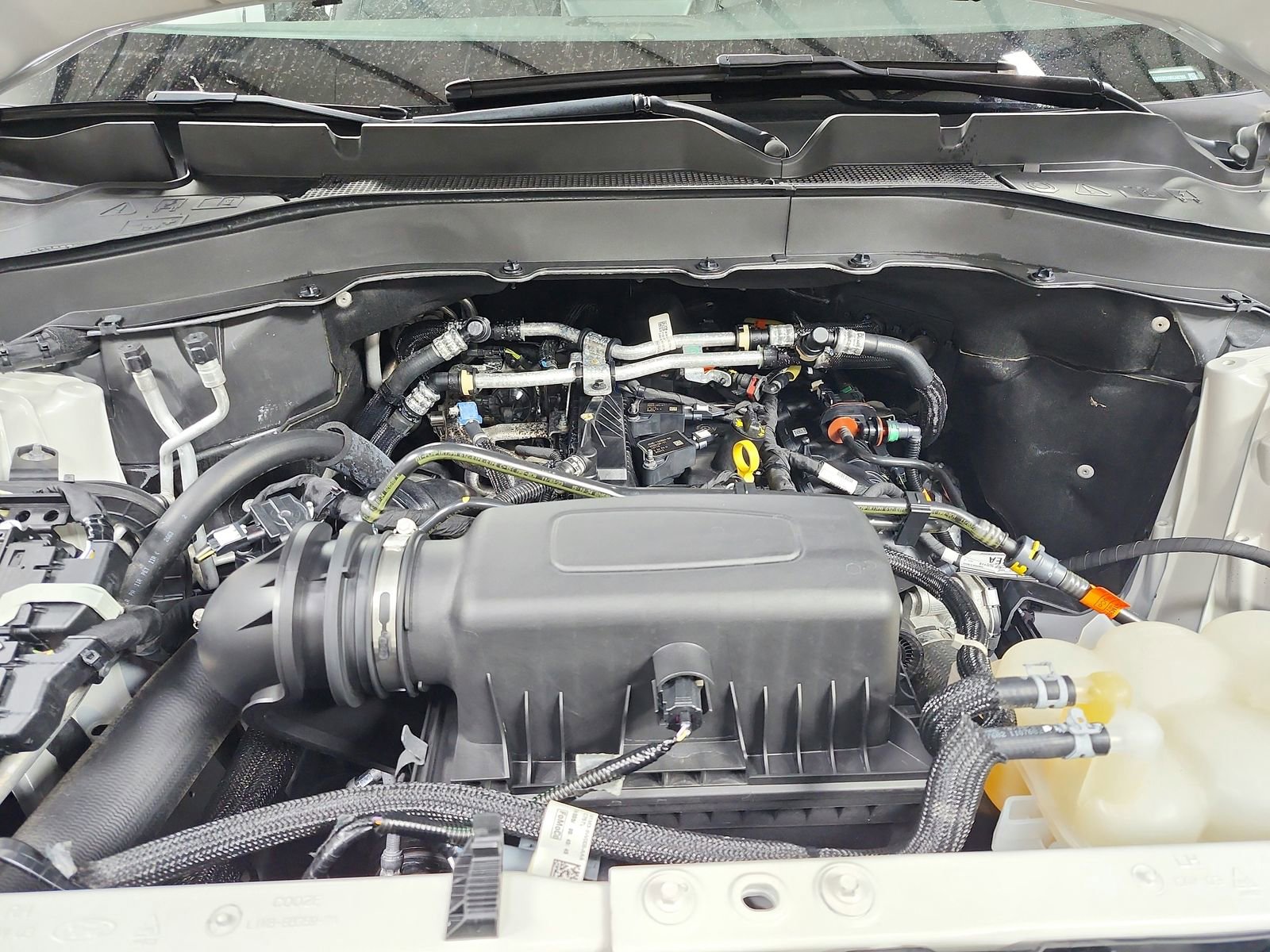 Used 2024 Ford Explorer XLT w/ Equipment Group 202A image 17