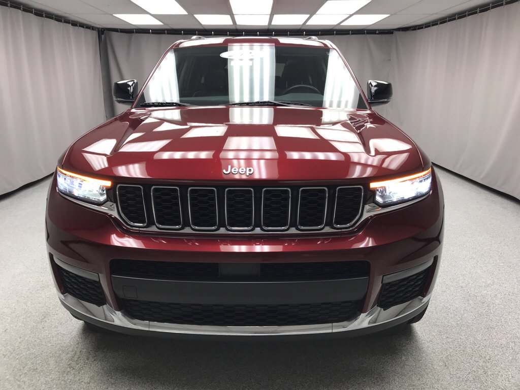 Used 2022 Jeep Grand Cherokee L Limited AWD/4WD image 6