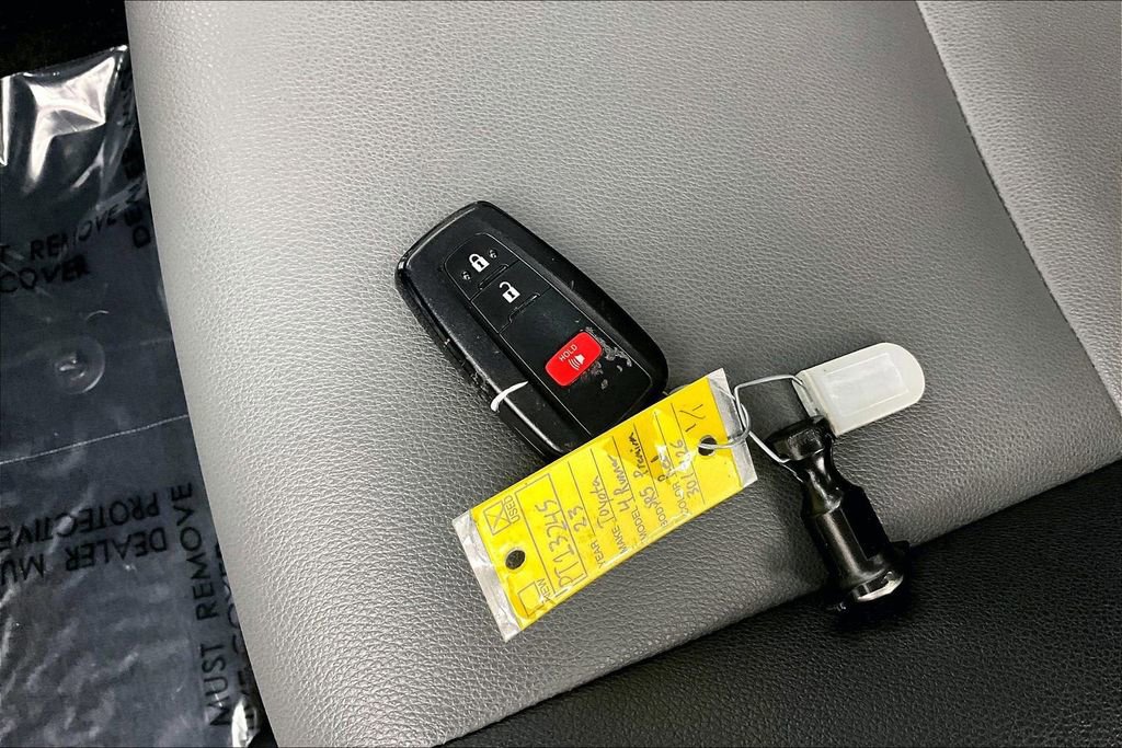 Used 2023 Toyota 4Runner SR5 Premium w/ Moonroof Package image 11