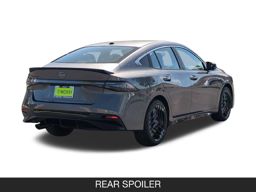 New 2026 Nissan Sentra SR w/ SR Premium Package FWD image 9