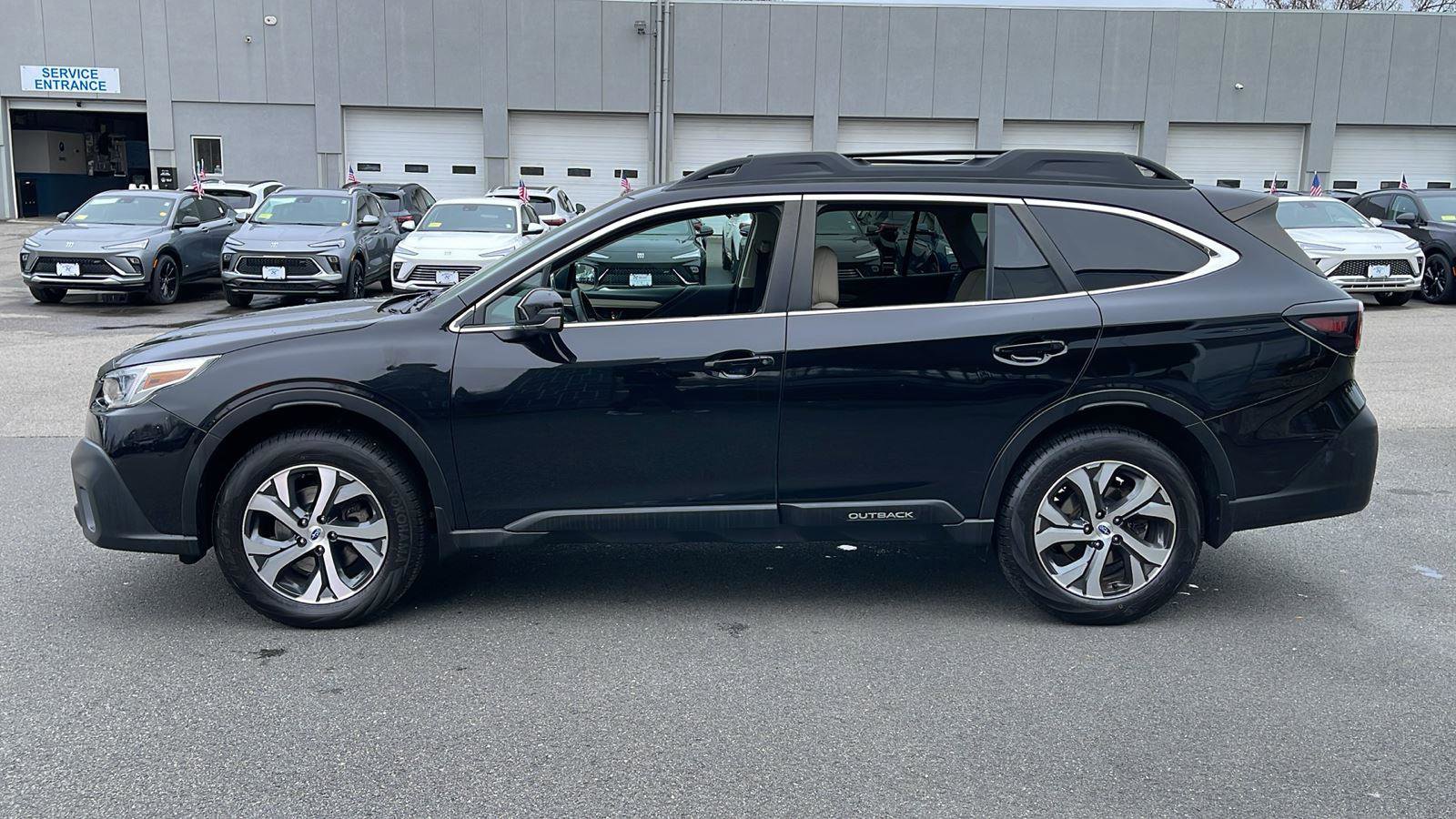 Used 2021 Subaru Outback Limited image 4