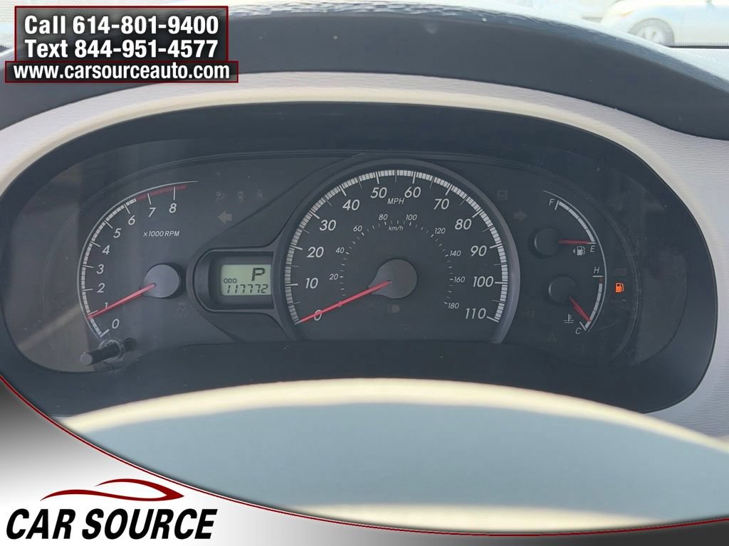 Used 2012 Toyota Sienna LE w/ Towing Pkg FWD image 18