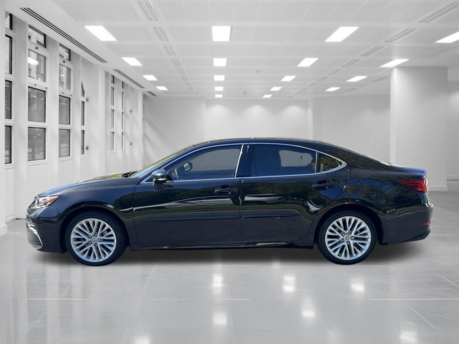Used 2017 Lexus ES 350 w/ Ultra Luxury Package FWD image 8