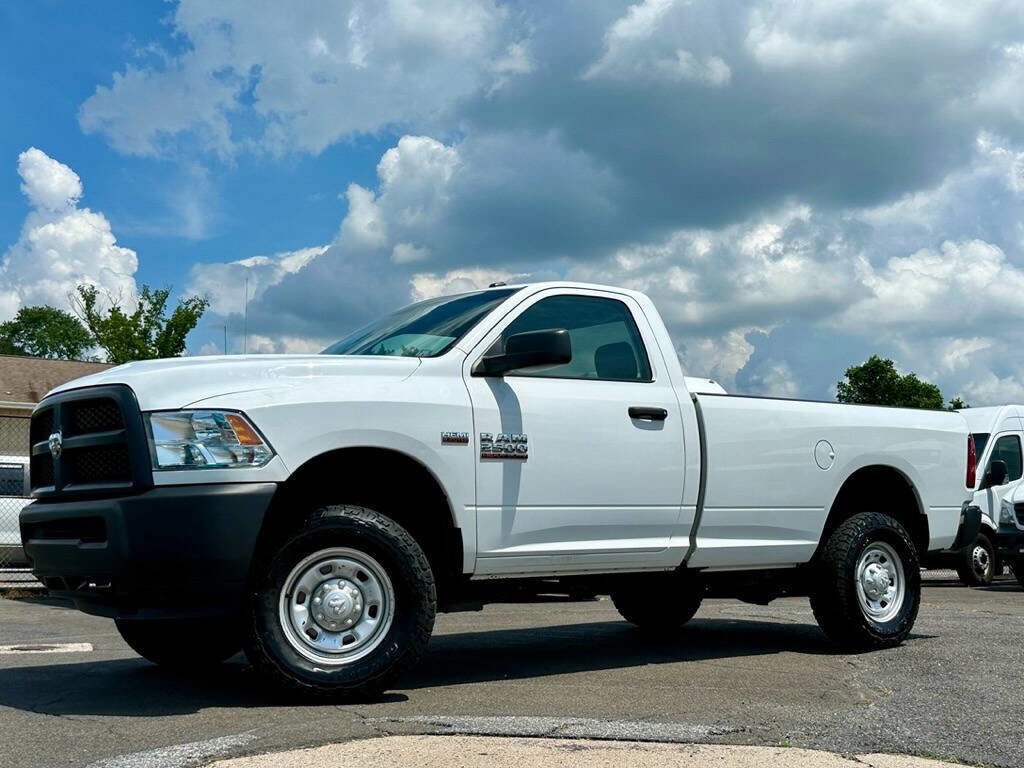 Used 2015 RAM 2500 Tradesman w/ Power & Remote Entry Group image 27