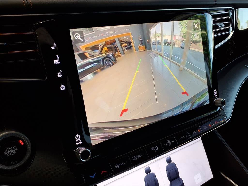 New 2026 Jeep Grand Wagoneer Summit AWD/4WD image 18