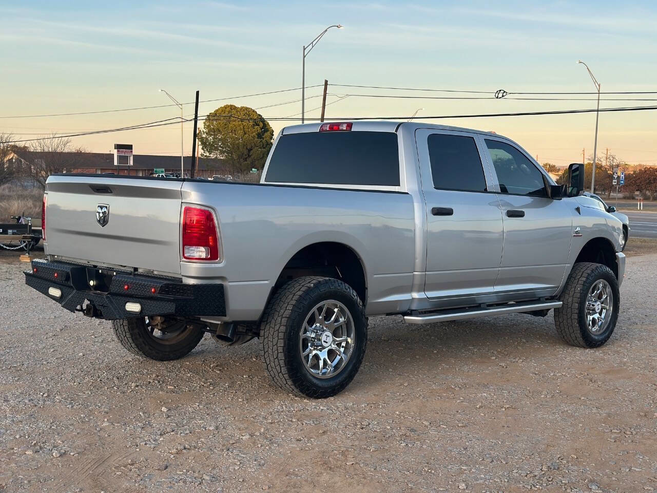 Used 2016 RAM 2500 Tradesman w/ Chrome Appearance Group image 5