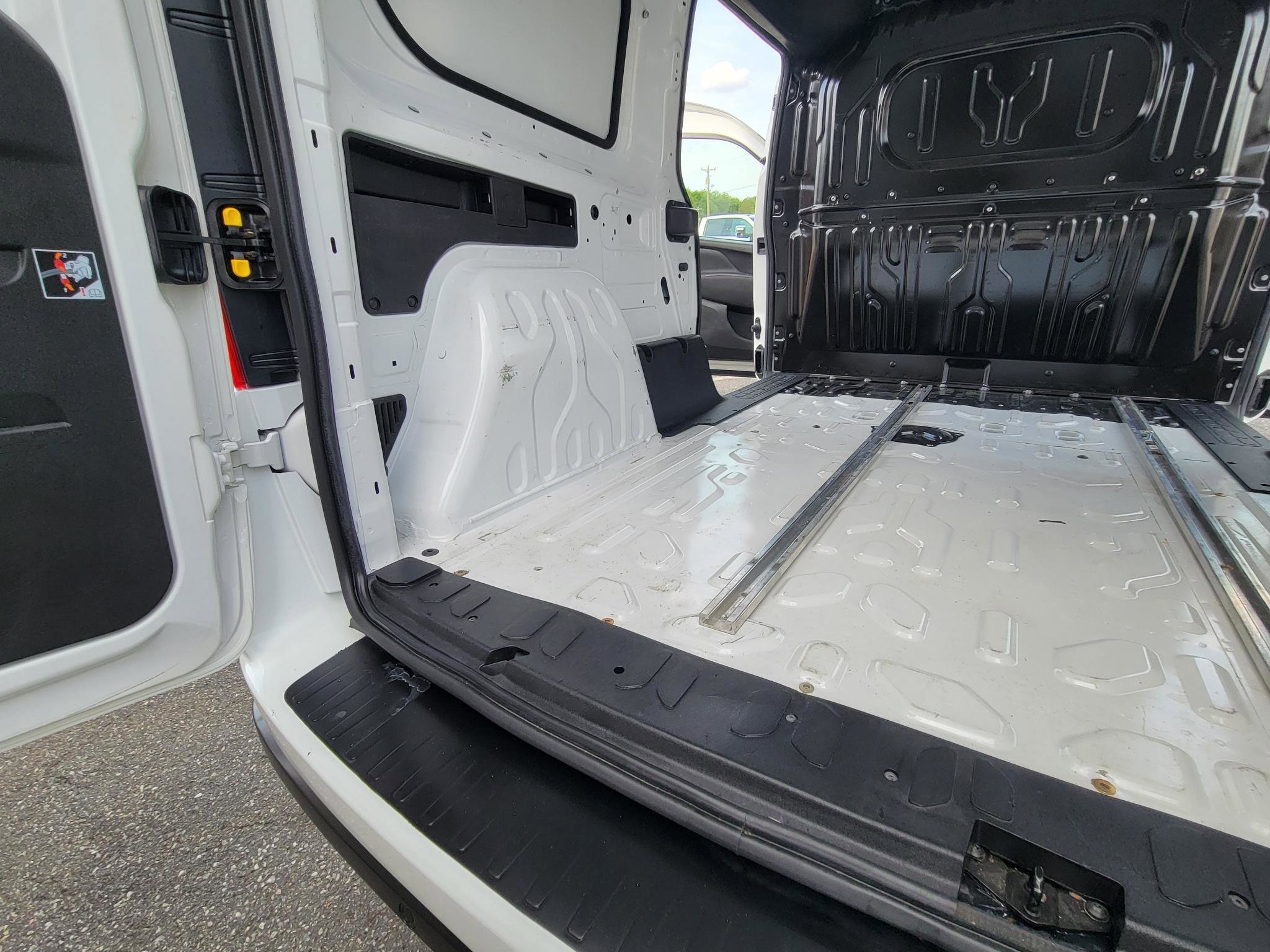 Used 2018 RAM ProMaster City Tradesman SLT FWD image 34