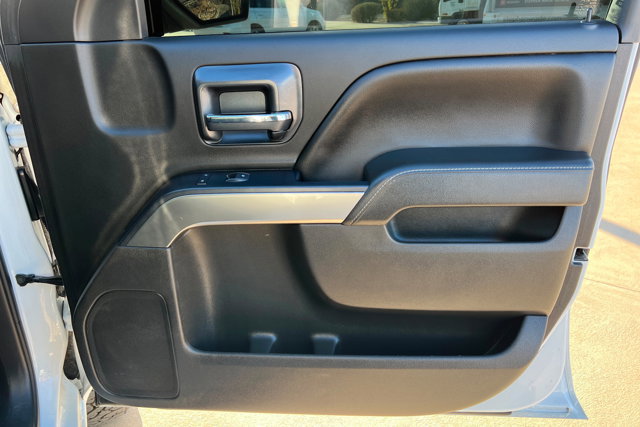 Used 2018 Chevrolet Silverado 1500 LT w/ All Star Edition image 22