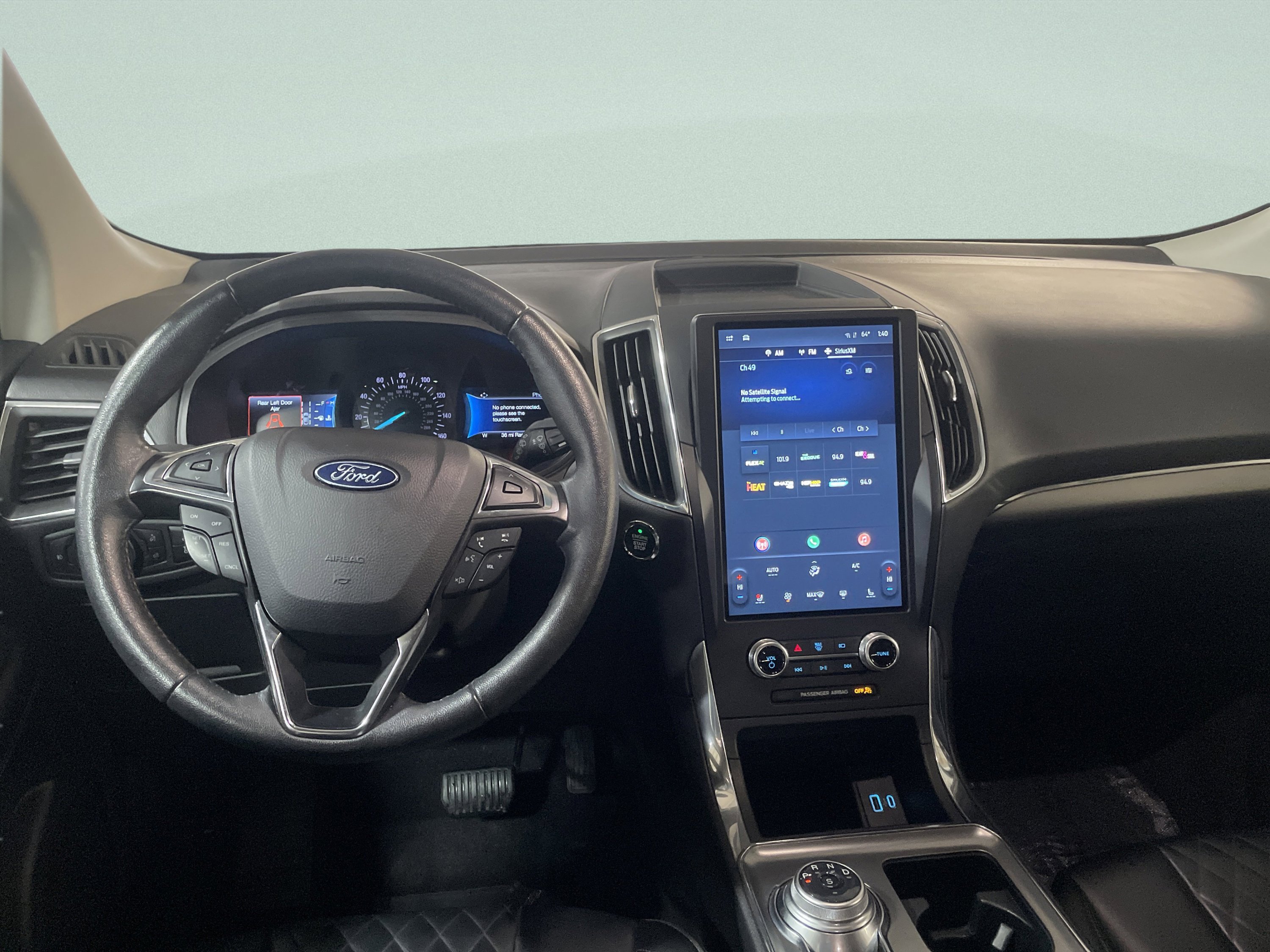 Used 2024 Ford Edge Titanium image 16