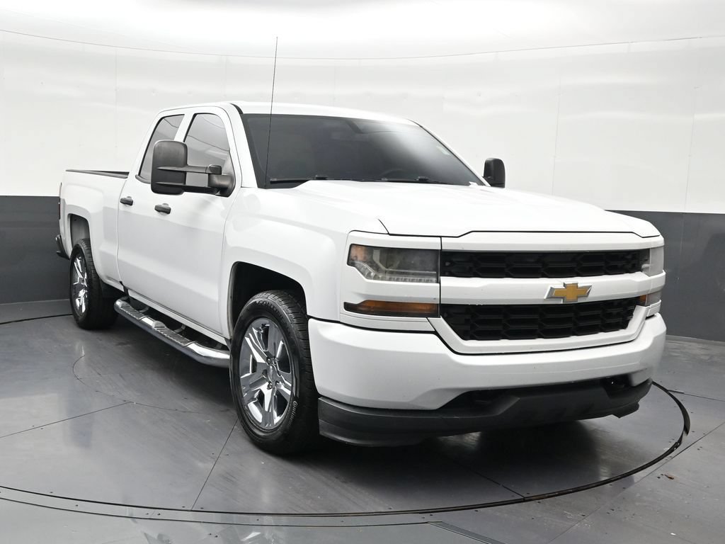 Used 2016 Chevrolet Silverado 1500 Custom w/ Custom Convenience Package RWD image 8