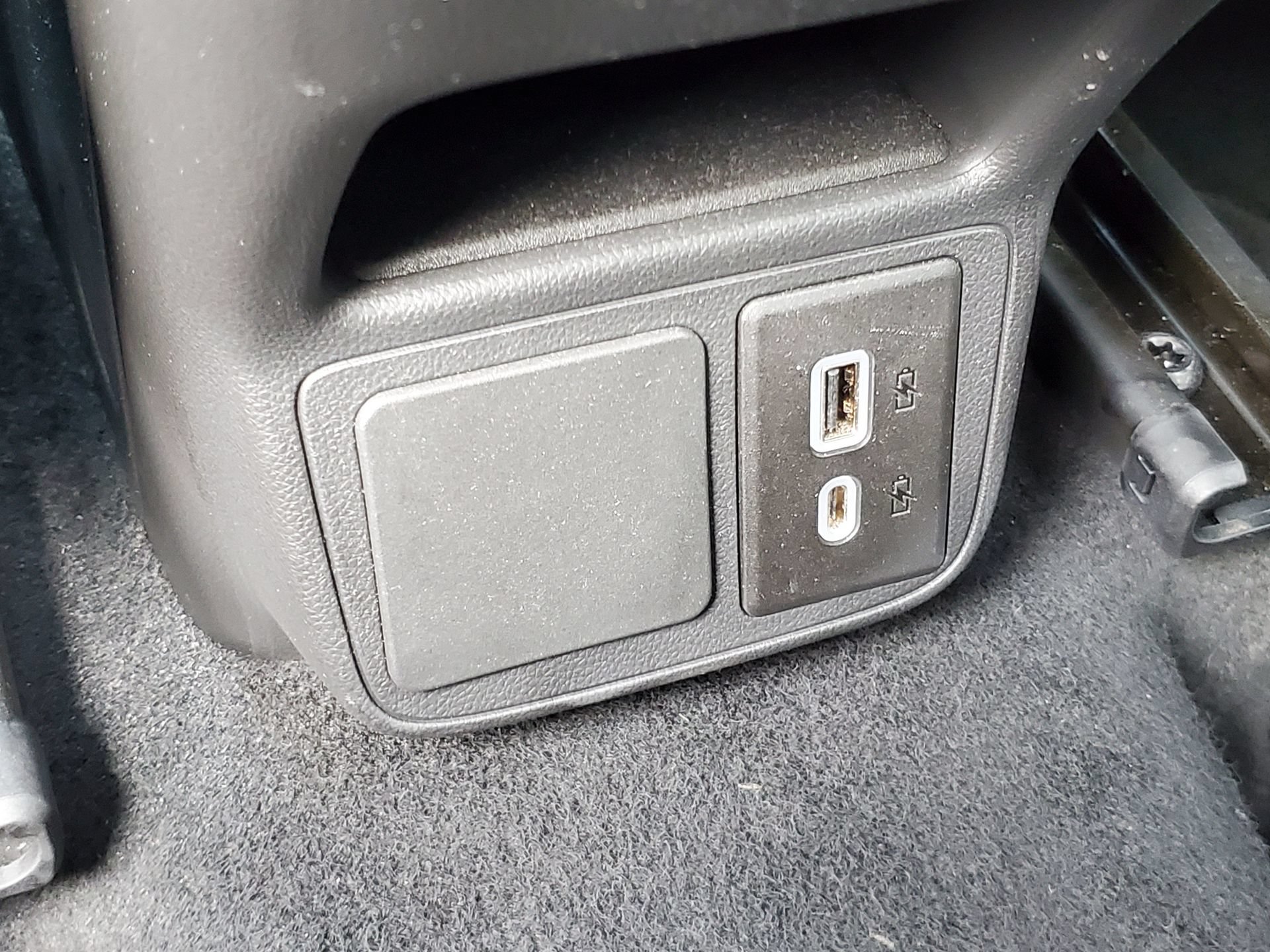 Used 2024 Buick Encore GX Sport Touring AWD/4WD image 12