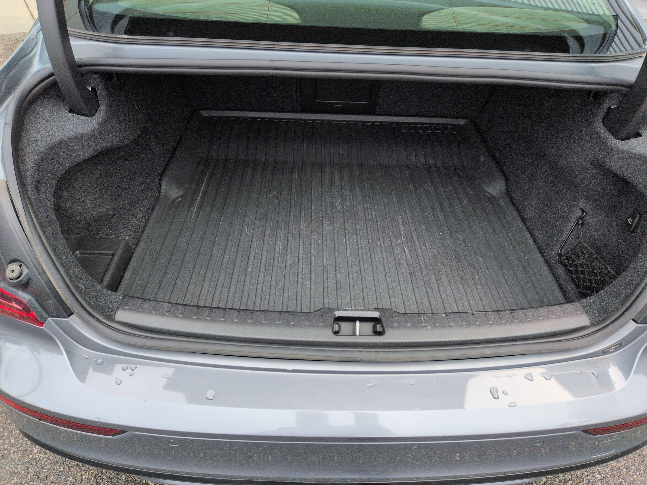 Used 2021 Volvo S60 T5 Momentum w/ Advanced Package image 30