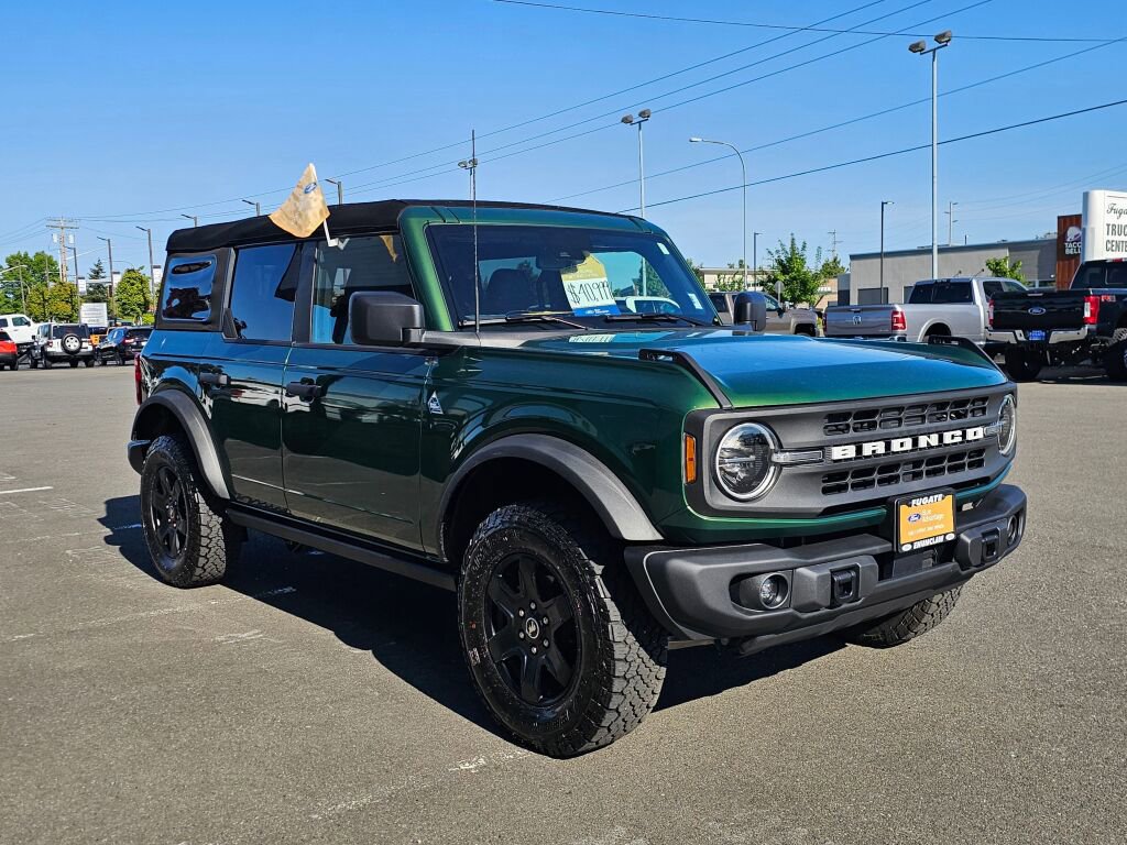 Used 2024 Ford Bronco Black Diamond AWD/4WD image 4
