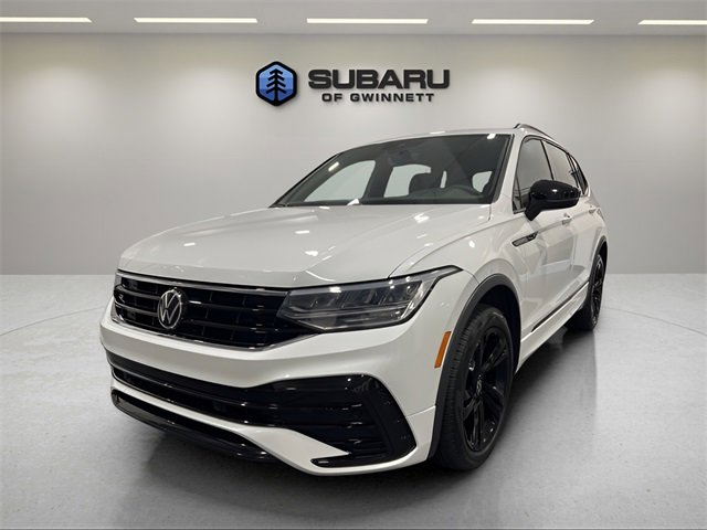 Used 2024 Volkswagen Tiguan SE R-Line