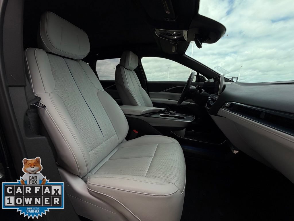 Used 2024 Cadillac Lyriq Luxury RWD image 26