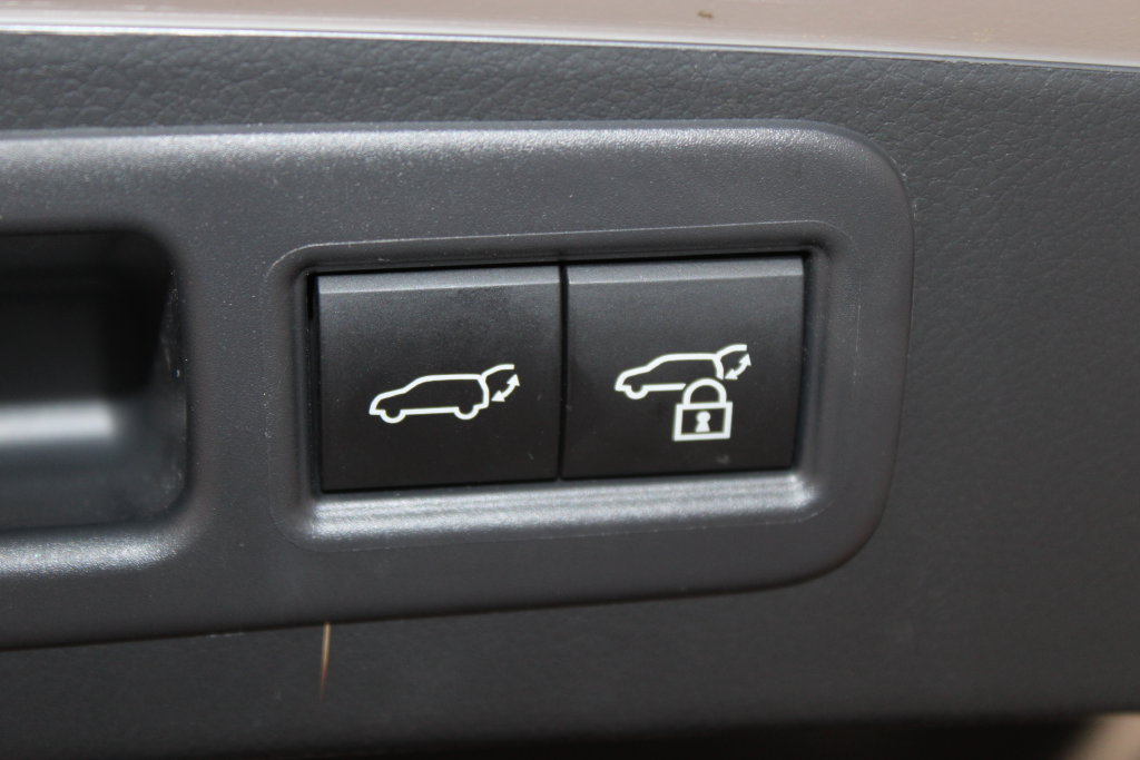 Used 2025 Lexus RX 350 Premium w/ Accessory Package (Z1) FWD image 18