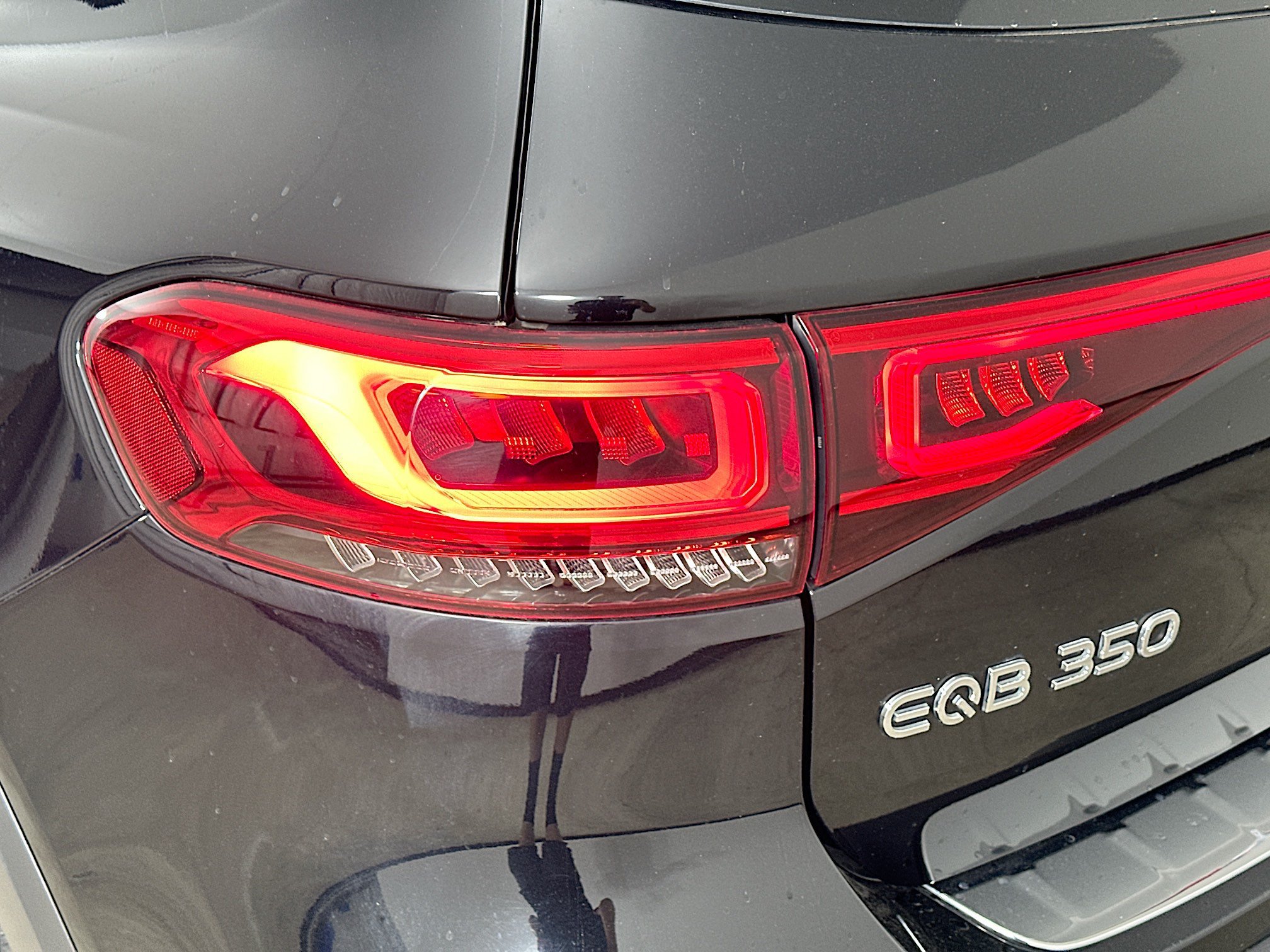 Certified 2023 Mercedes-Benz EQB 350 4MATIC SUV image 38