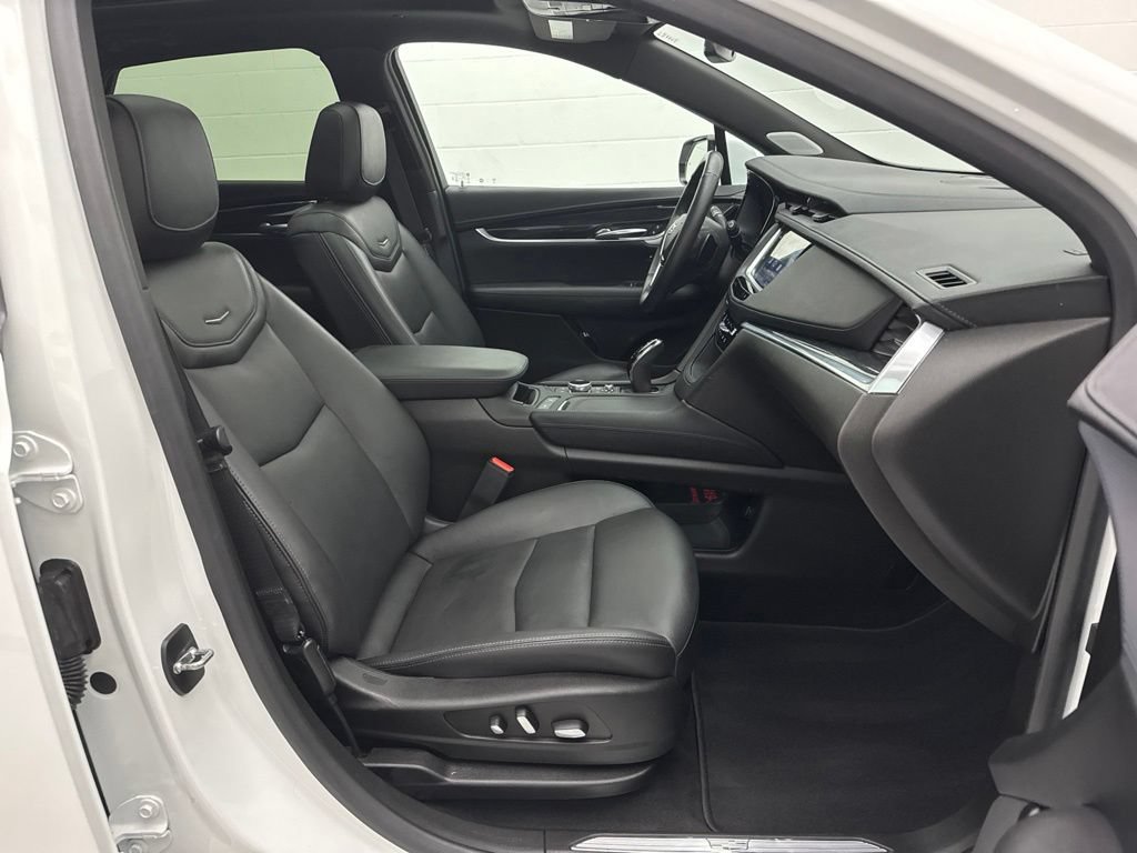 Used 2023 Cadillac XT5 Premium Luxury AWD/4WD image 56