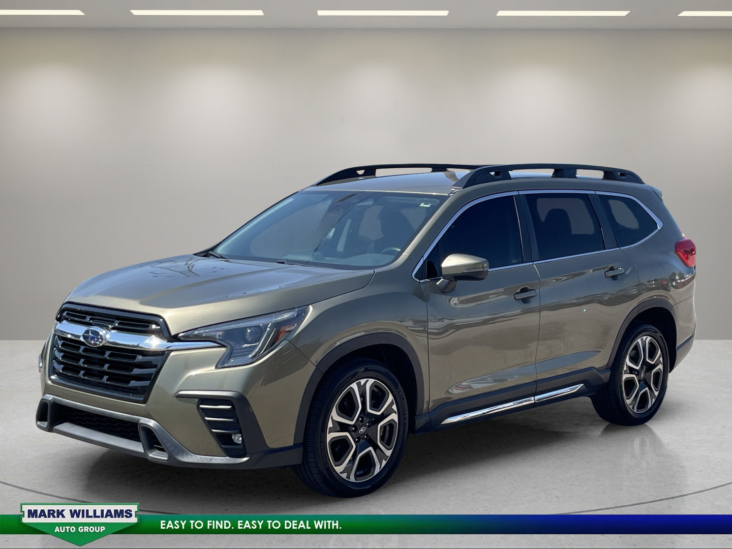 Used 2023 Subaru Ascent Limited AWD/4WD image 2