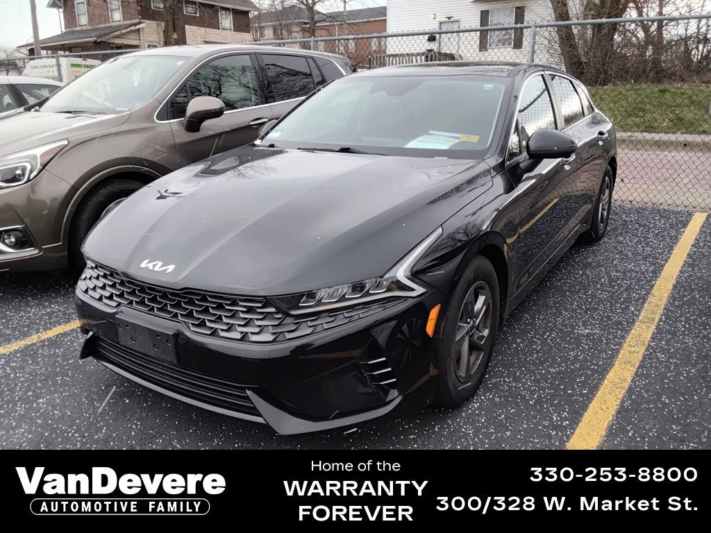 Used 2022 Kia K5 LX image 1