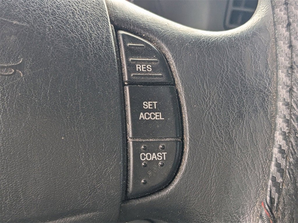 Used 2004 Ford F350 XL image 23