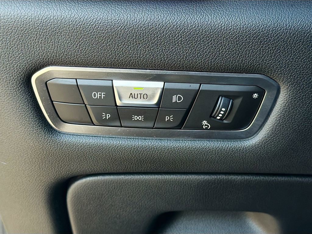 Used 2023 BMW X5 sDrive40i w/ Premium Package RWD image 34