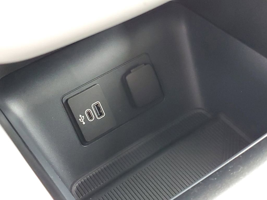 New 2026 Ford Explorer Active image 23