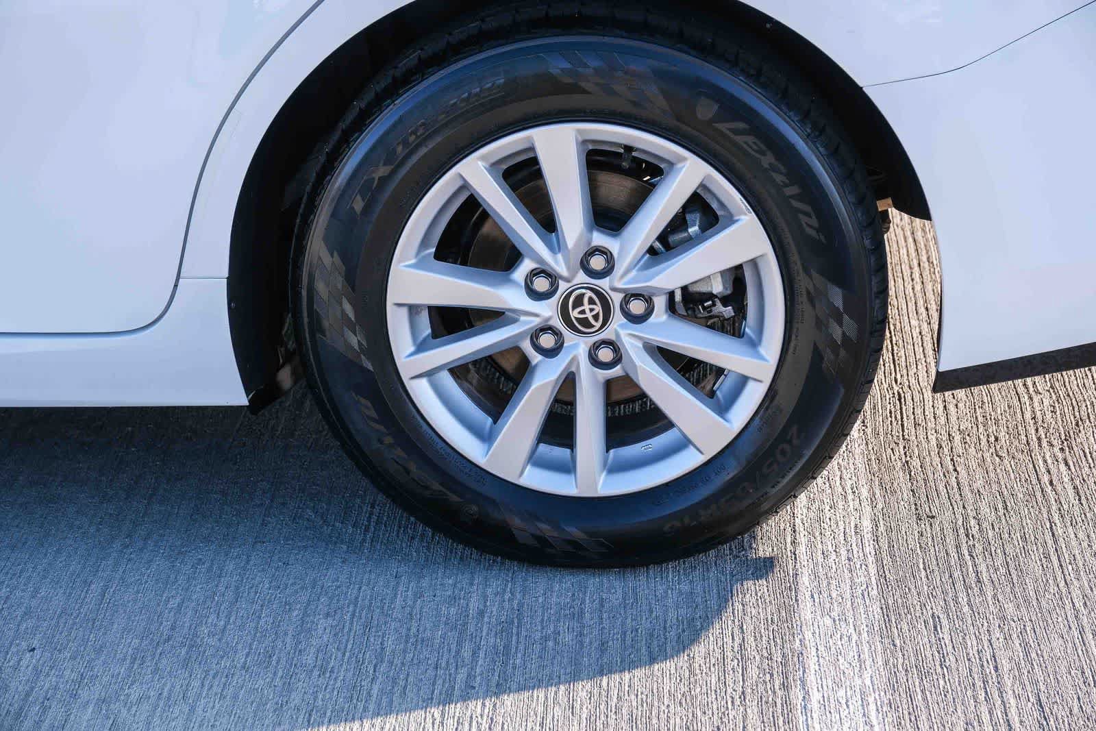 Certified 2025 Toyota Camry LE FWD image 9