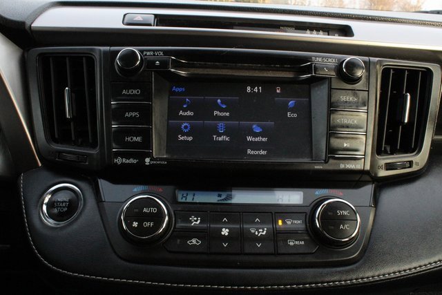 Used 2018 Toyota RAV4 XLE image 33