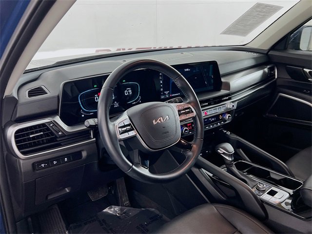 Used 2023 Kia Telluride S image 36