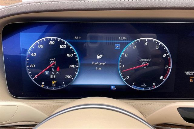 Used 2019 Mercedes-Benz S 560 Sedan image 23