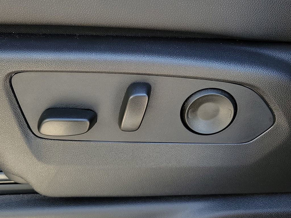 Used 2026 Chevrolet Silverado 1500 ZR2 w/ Dark Appearance Package image 20