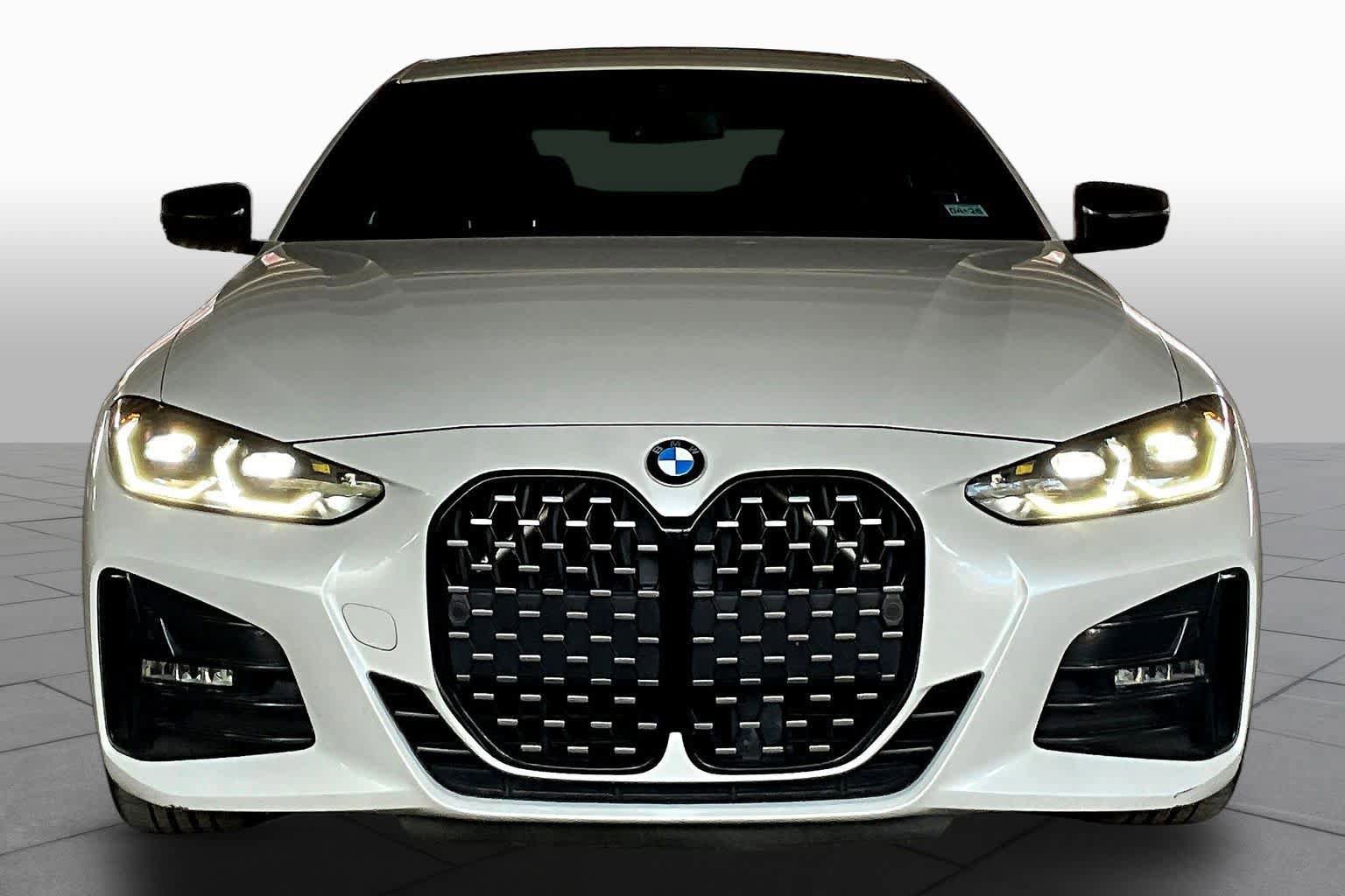 Used 2023 BMW 430i Coupe w/ M Sport Package image 3