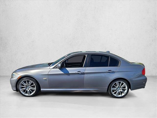 Used 2011 BMW 328i xDrive Sedan AWD/4WD image 9