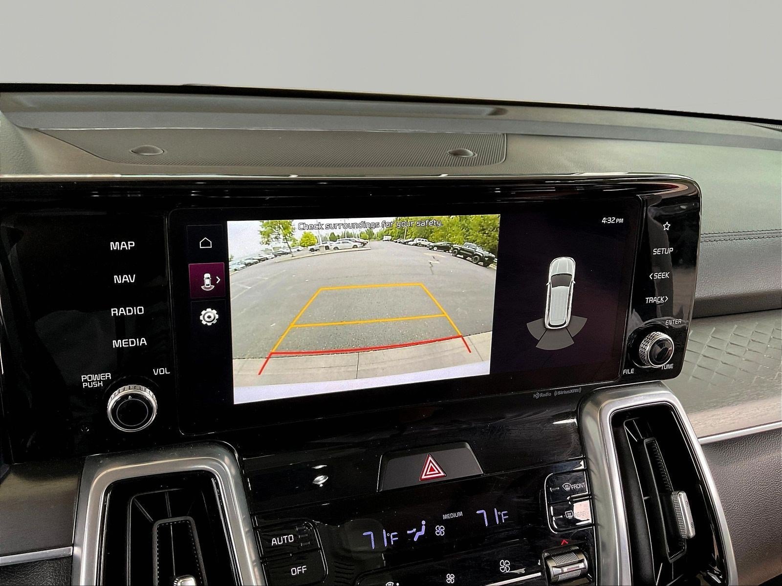 Used 2023 Kia Sorento SX AWD/4WD image 14