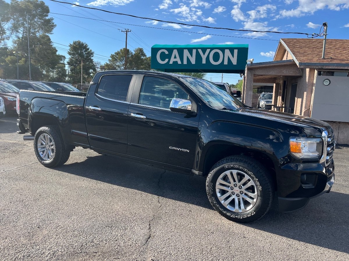 Used 2018 GMC Canyon SLT w/ Driver Alert Package AWD/4WD image 2