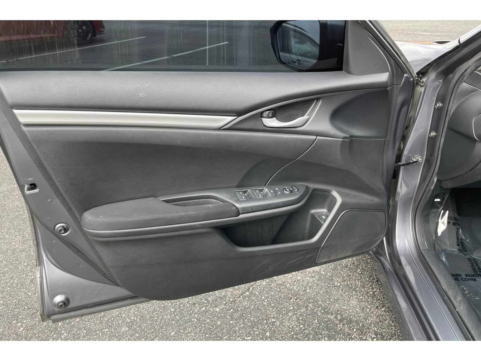 Used 2020 Honda Civic LX image 10