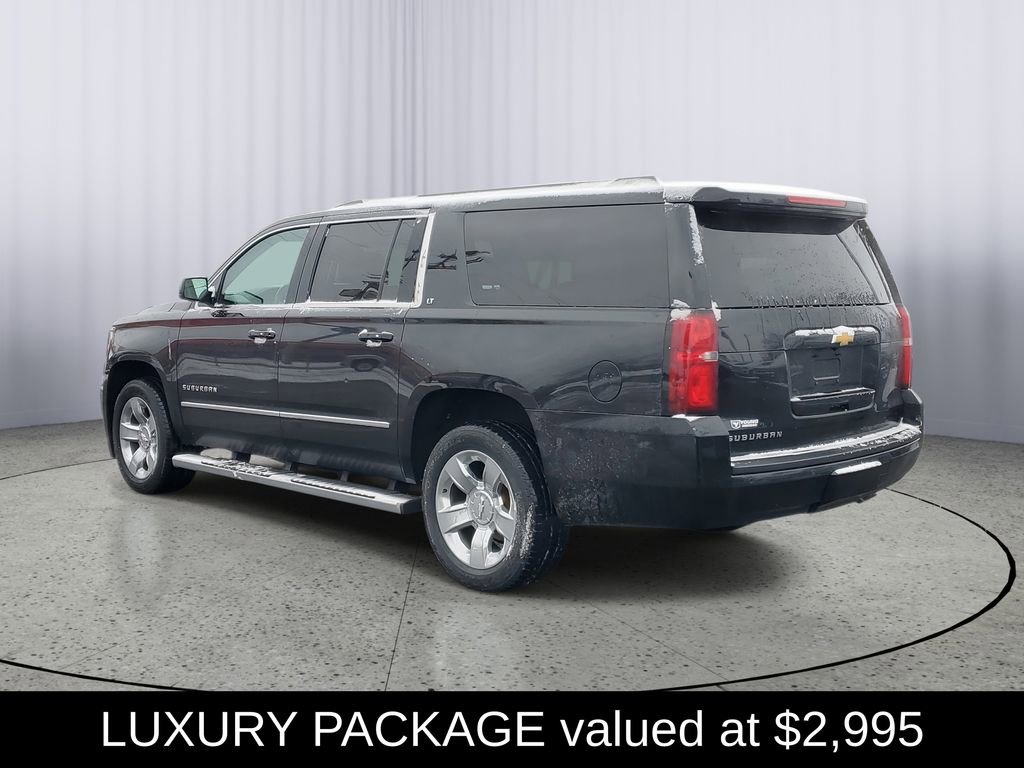 Used 2017 Chevrolet Suburban LT w/ LT Signature Package image 5