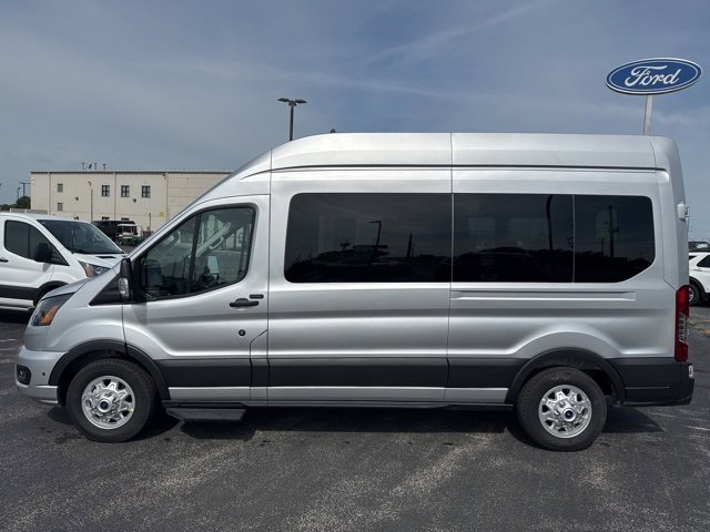 New 2025 Ford Transit 350 XLT image 2