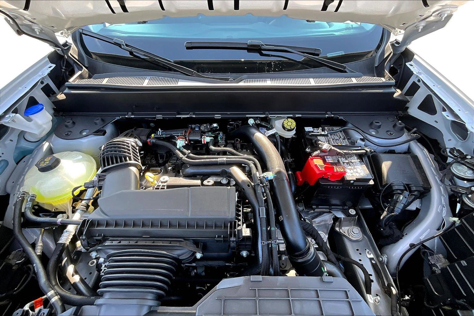 New 2025 Ford Maverick XL w/ 4K Tow Package image 25