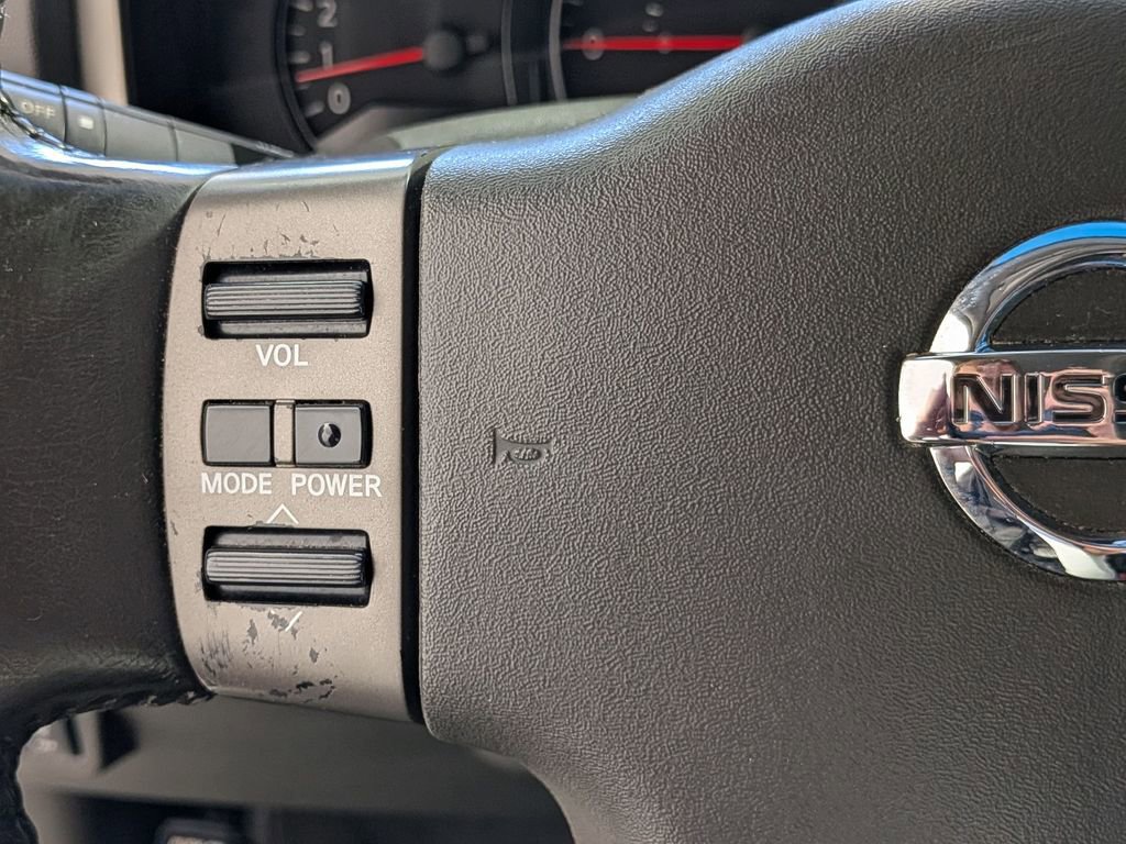 Used 2006 Nissan Titan SE RWD image 14