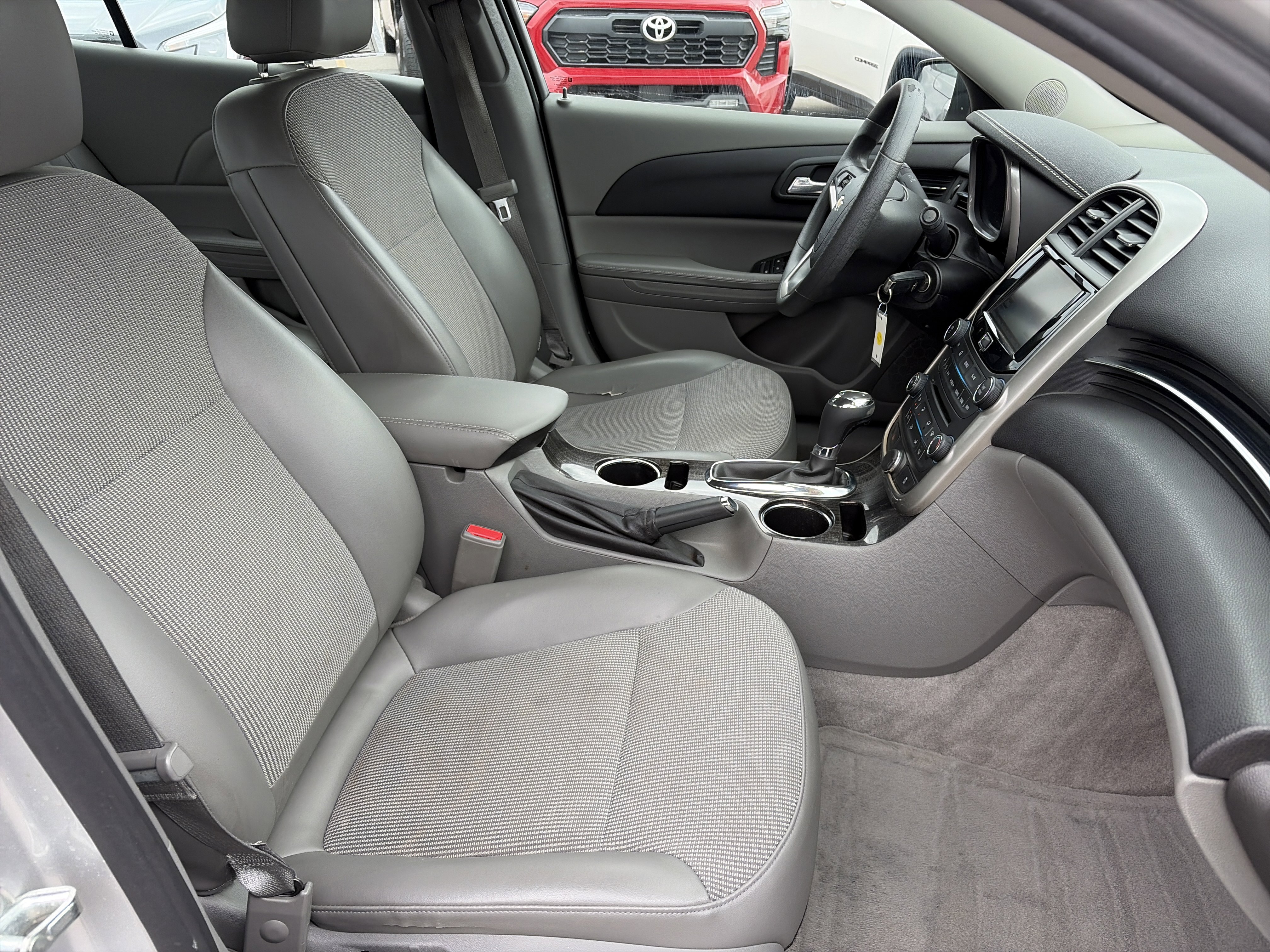 Used 2016 Chevrolet Malibu LT w/ Power Convenience Package FWD image 13
