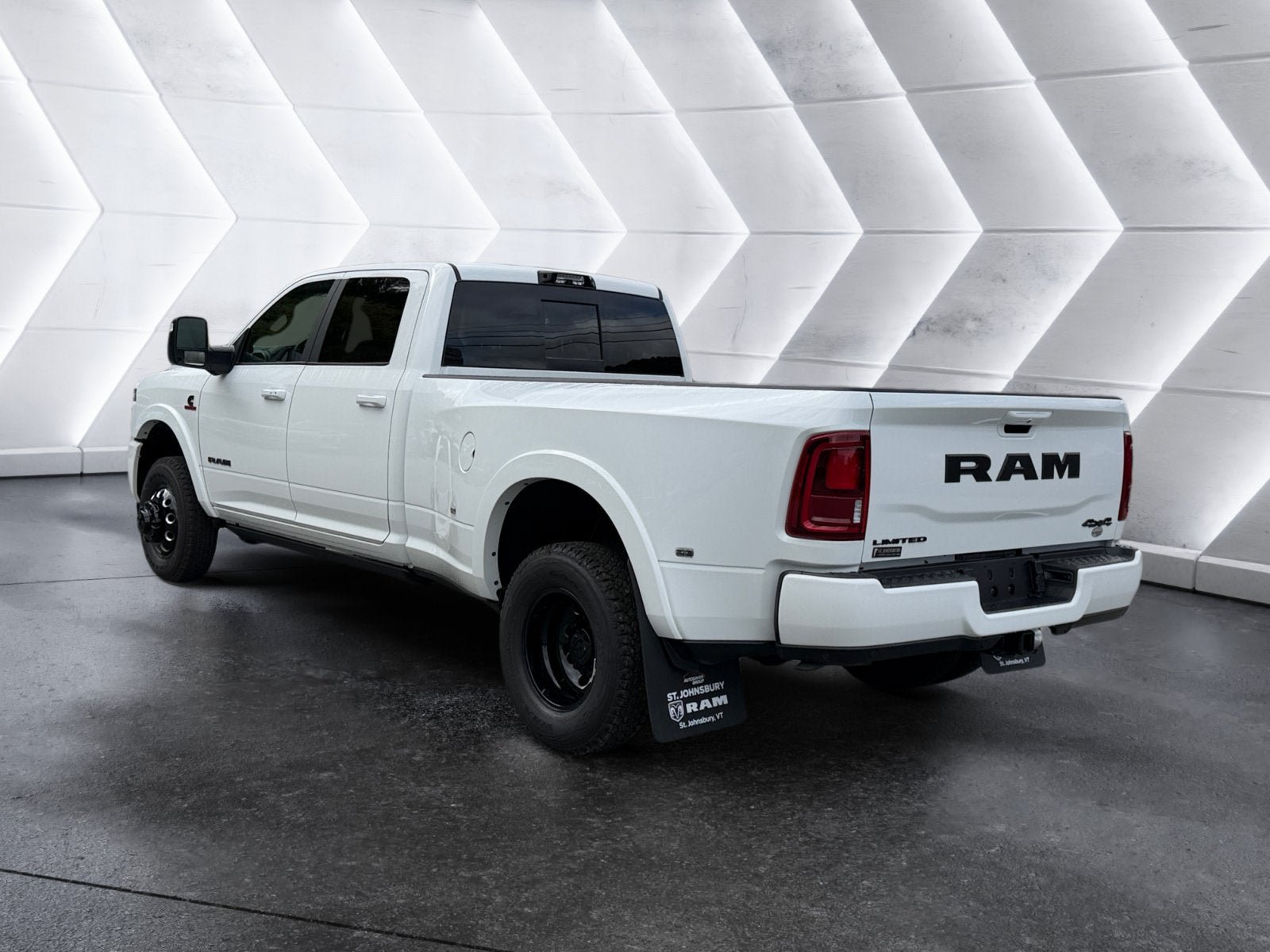 New 2026 RAM 3500 Limited AWD/4WD image 3