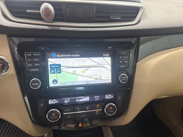 Used 2015 Nissan Rogue SL FWD image 15