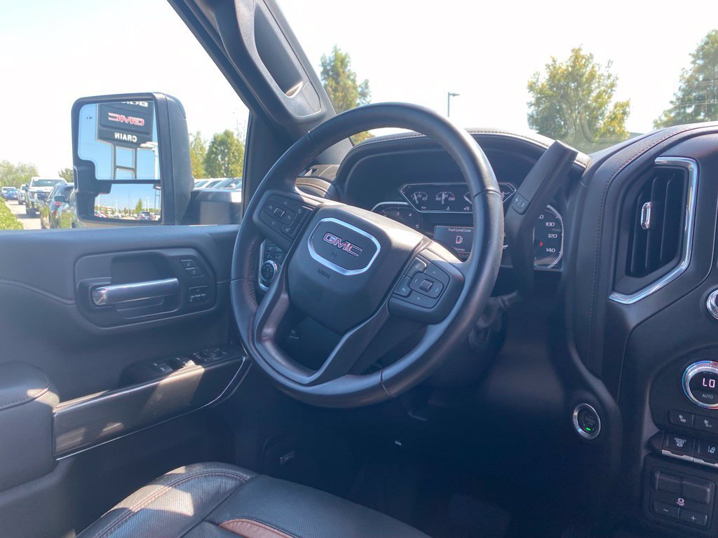 Used 2022 GMC Sierra 2500 AT4 w/ AT4 Preferred Package AWD/4WD image 32