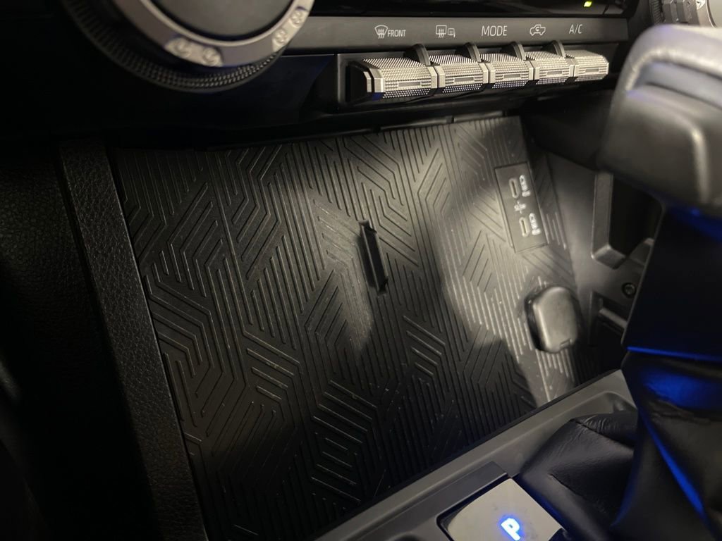 Certified 2025 Toyota Tacoma TRD Off-Road image 30