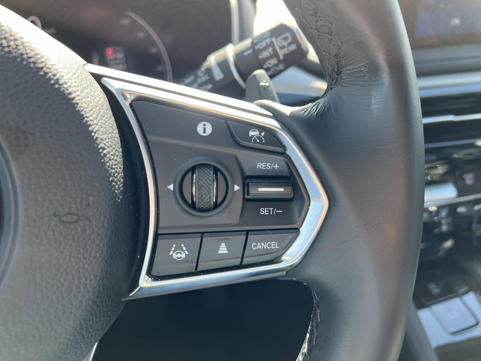 Certified 2026 Acura MDX SH-AWD w/ Technology Package image 29