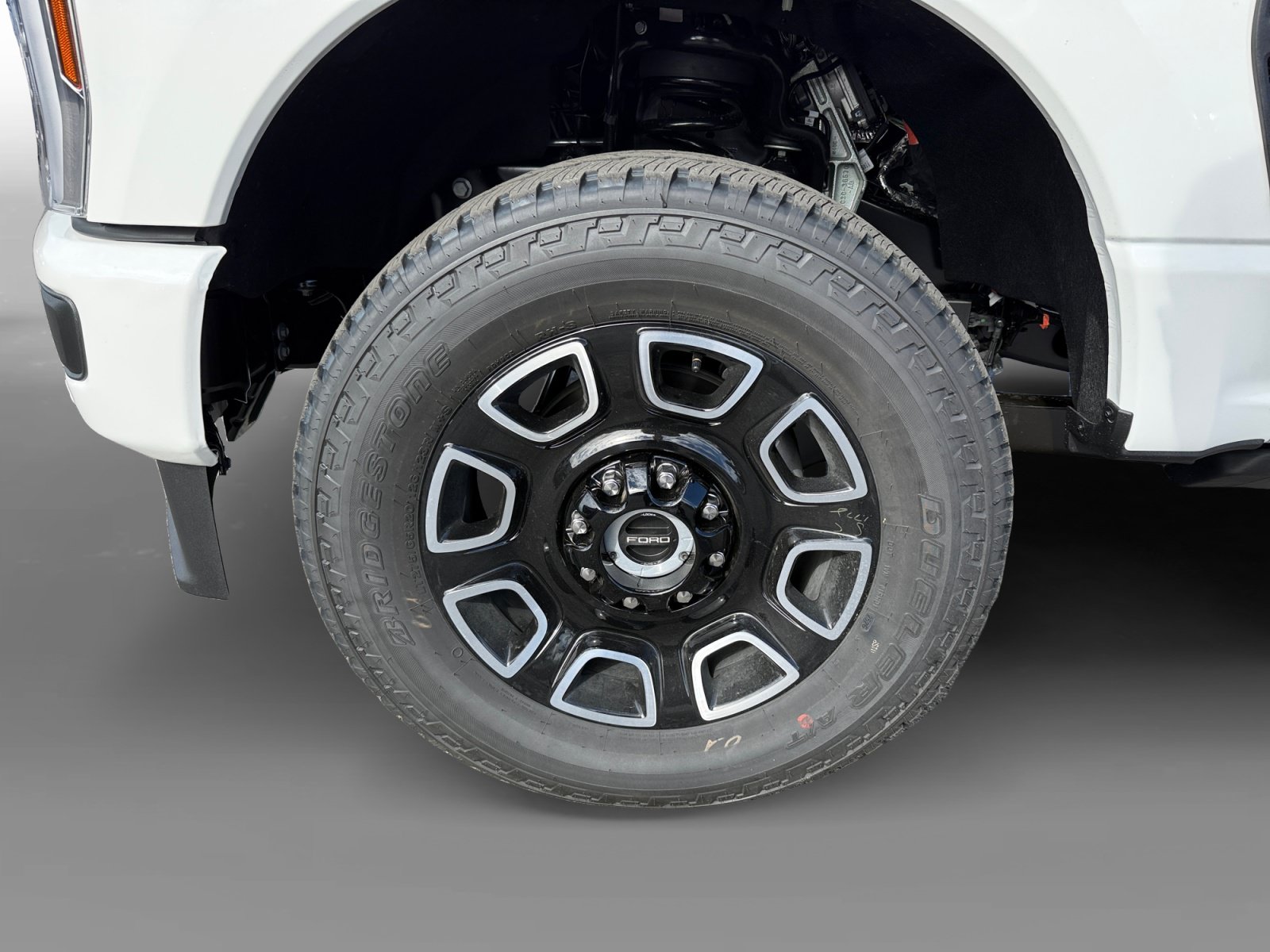 New 2026 Ford F350 Platinum AWD/4WD image 9