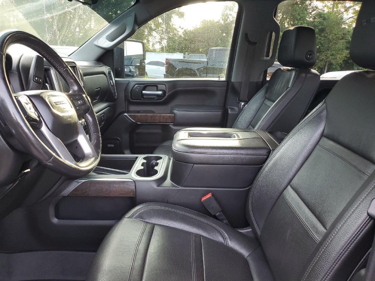 Used 2020 GMC Sierra 3500 Denali w/ Denali Ultimate Package AWD/4WD image 19